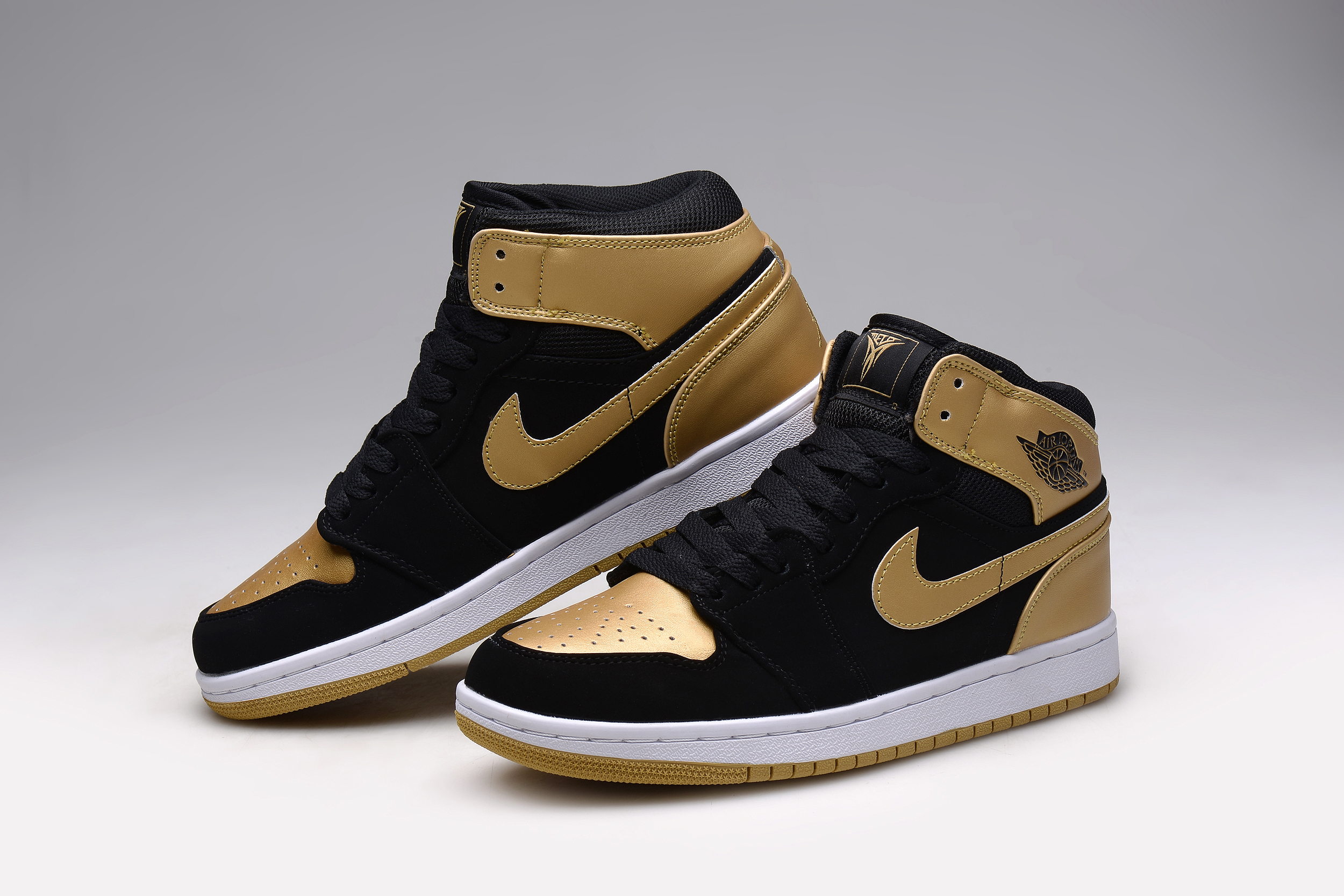 Air Jordan 1 Anthony Black Gloden Shoes