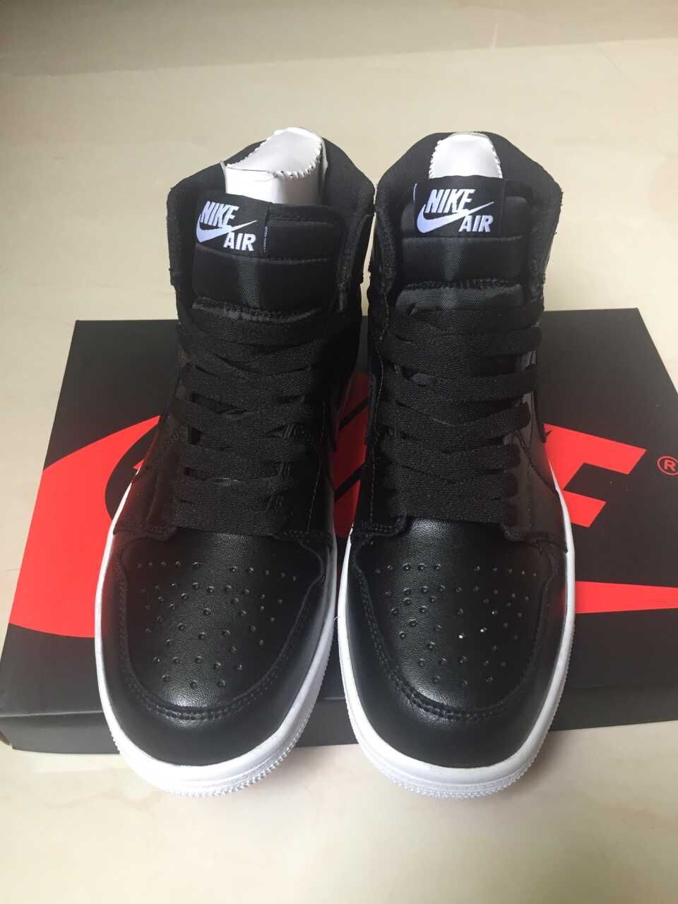 Air Jordan 1 Oreo Black Shoes