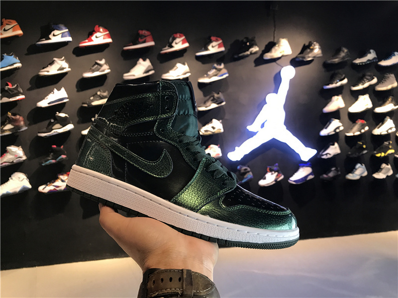 New Air Jordan 1 Green Patent Leather Shoes