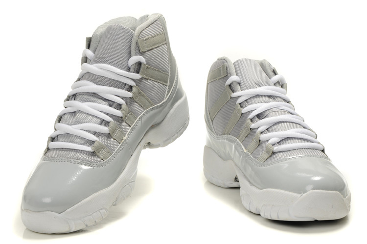 Jordan 11 Retro Grey White
