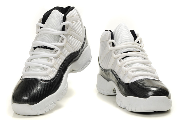 Jordan 11 Retro White Black