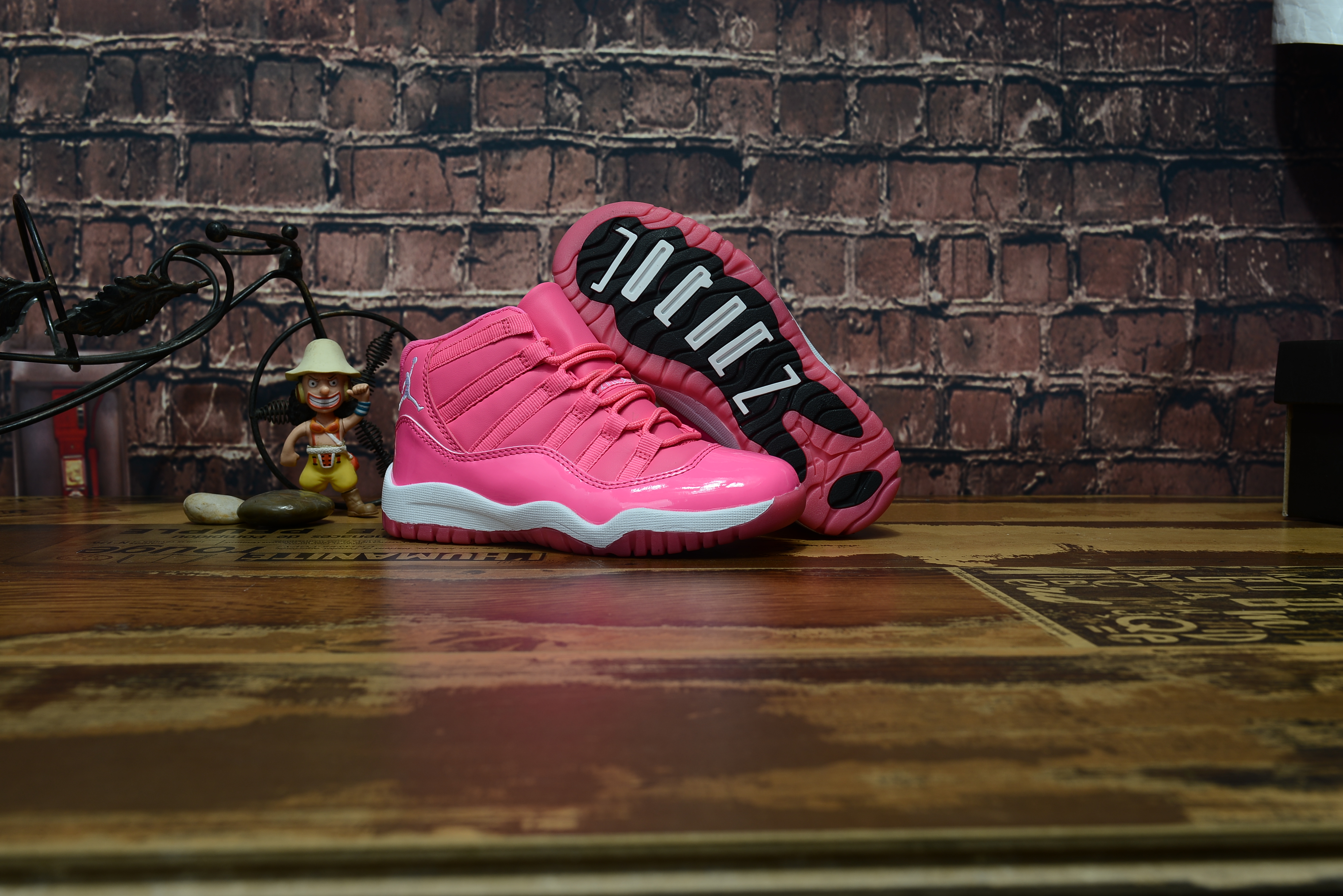 New Kids Air Jordan 11 Pink White Shoes