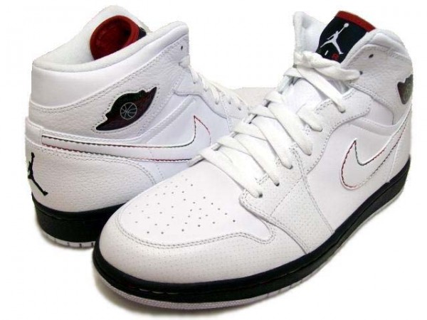 Jordan 1 Retro White Black Classic Green Varsity Red Shoes - Click Image to Close